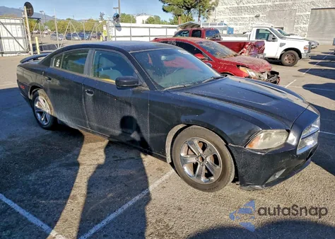 2013 Dodge Charger Sxt z USA, uszkodzony, nr VIN 2C3CDXHG4DH513009